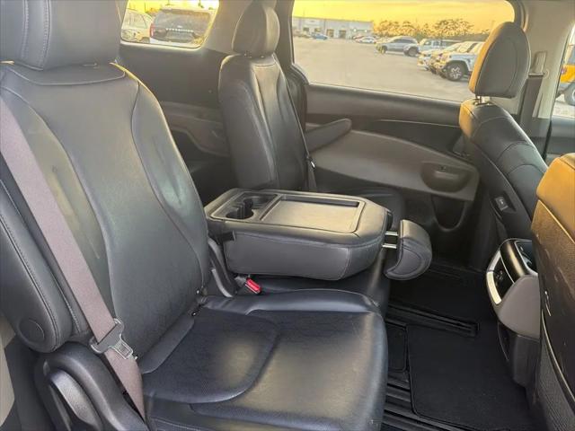 2025 Kia Carnival MPV LXS