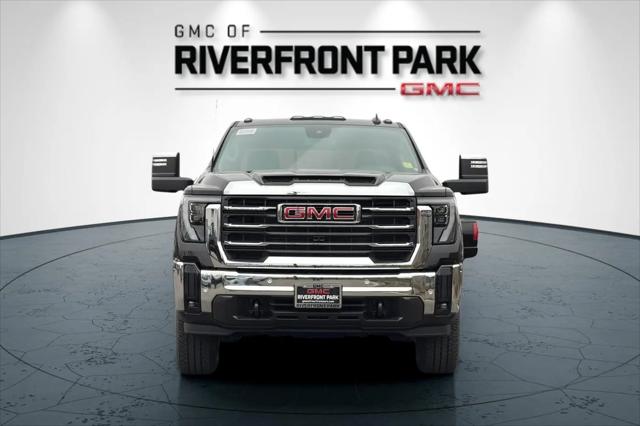2026 GMC Sierra 2500HD Crew Cab, Standard Bed, SLT, 4WD