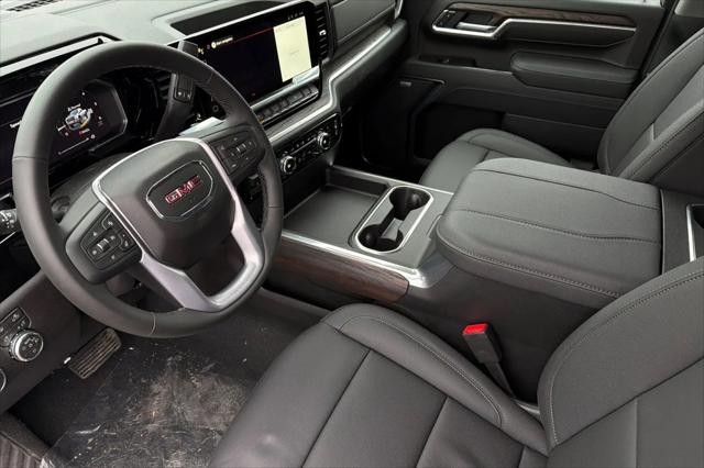 2026 GMC Sierra 2500HD Crew Cab, Standard Bed, SLT, 4WD