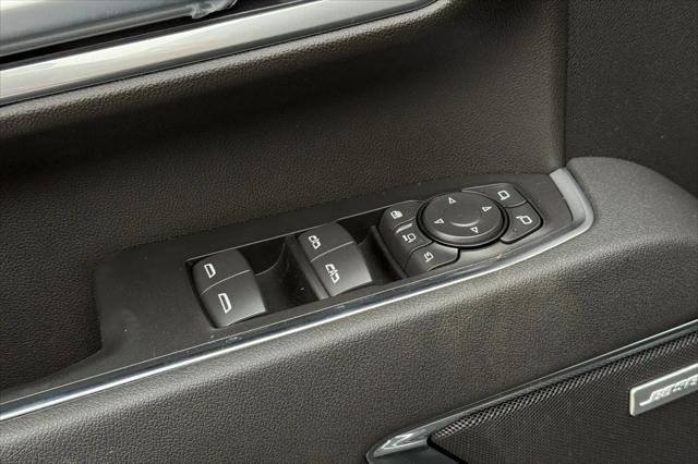 2026 GMC Sierra 2500HD Crew Cab, Standard Bed, SLT, 4WD