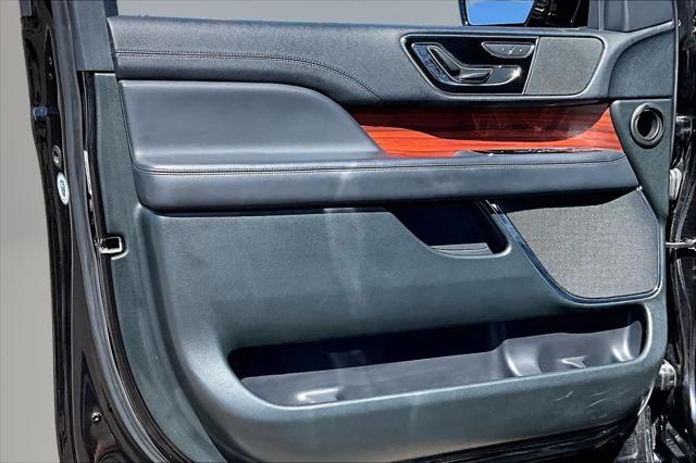 2024 Lincoln Navigator Premiere