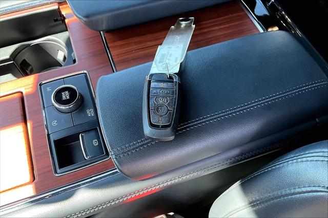 2024 Lincoln Navigator Premiere