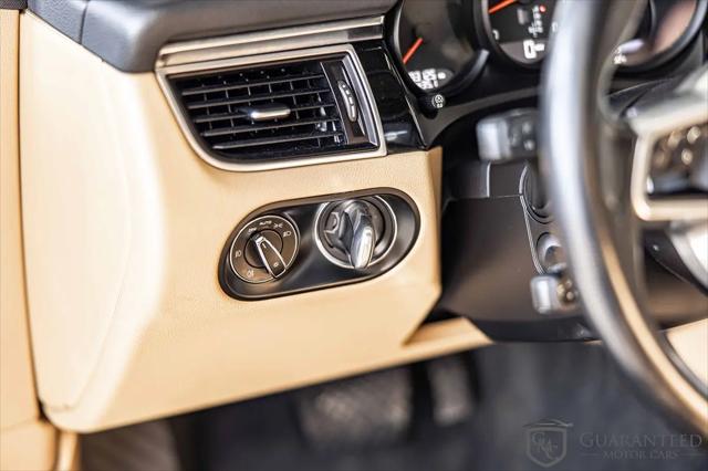 2017 Porsche Macan Macan