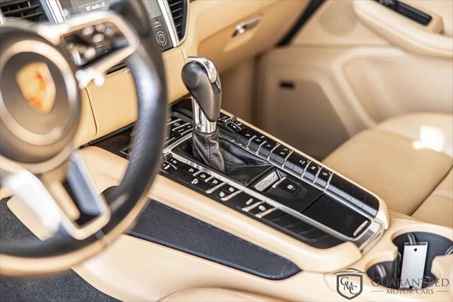 2017 Porsche Macan Macan