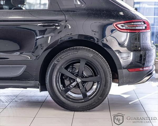 2017 Porsche Macan Macan