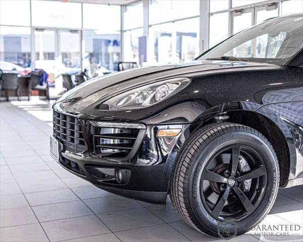 2017 Porsche Macan Macan