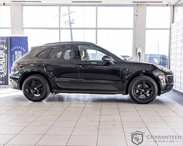2017 Porsche Macan Macan
