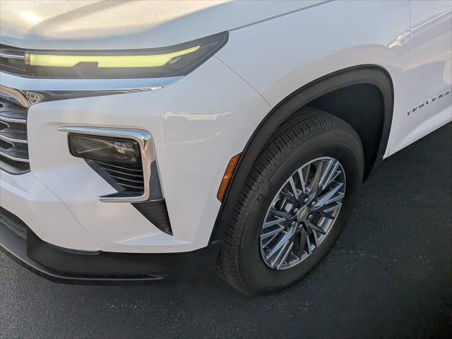 2026 Chevrolet Traverse FWD LT