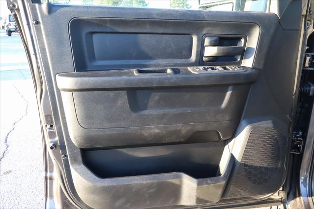 2026 Ram 3500 Tradesman Crew Cab 4x4 8 Box