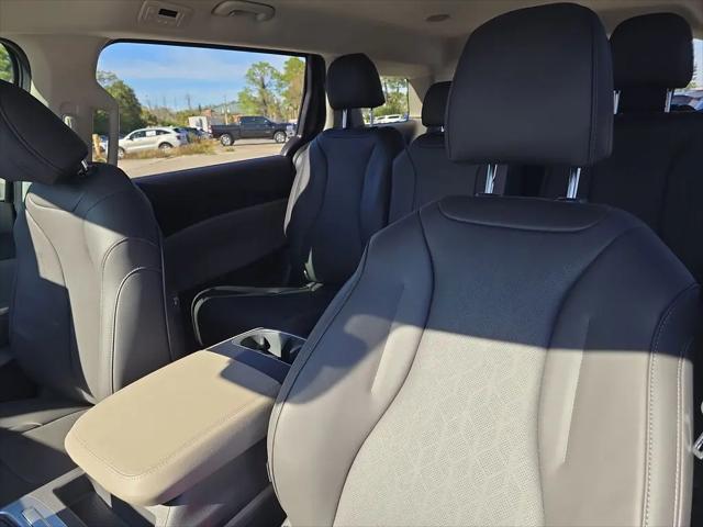 2026 Kia Carnival MPV LXS
