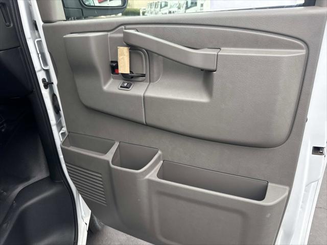 2025 GMC Savana Cargo RWD 2500 Regular Wheelbase Work Van