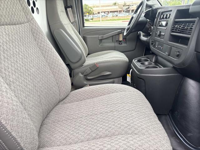 2025 GMC Savana Cargo RWD 2500 Regular Wheelbase Work Van