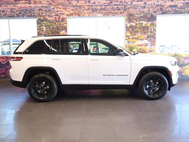 2026 Jeep Grand Cherokee Altitude 4x4