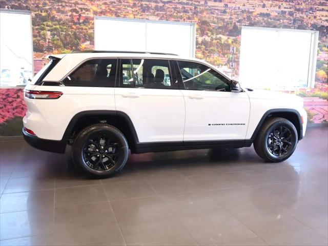 2026 Jeep Grand Cherokee Altitude 4x4