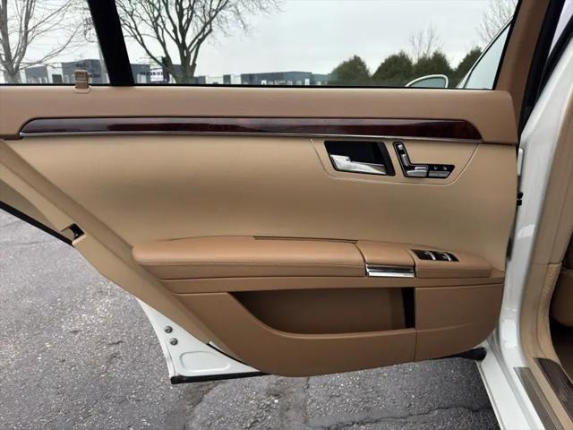 2009 Mercedes-Benz S 550 4MATIC