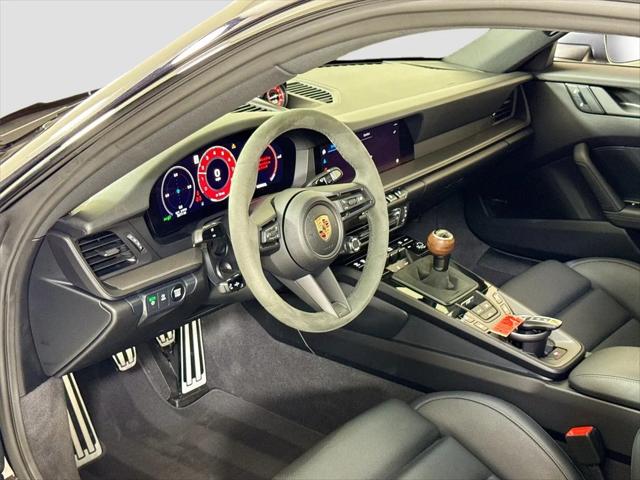 2025 Porsche 911 Carrera T