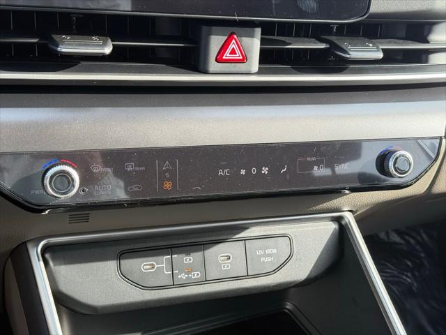 2026 Kia Carnival MPV LXS
