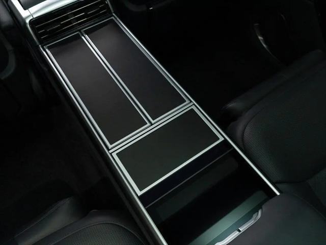 2023 Land Rover Range Rover SV