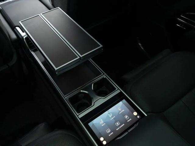 2023 Land Rover Range Rover SV