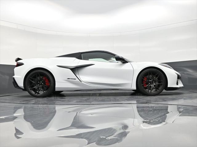 2026 Chevrolet Corvette Z06 Convertible, 1LZ, RWD