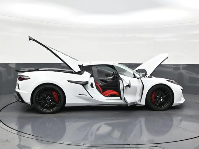 2025 Chevrolet Corvette Z06 RWD Coupe 1LZ