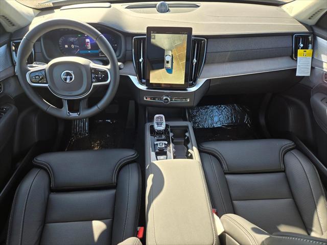 2026 Volvo XC90 Plug-In Hybrid Ultra, T8 AWD, Electric/Gasoline, Bright, 7 Seats