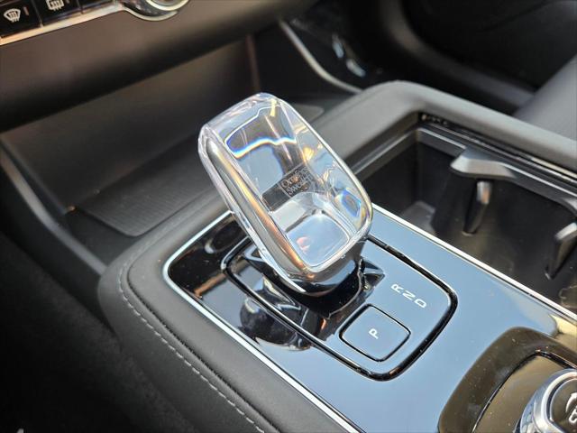 2026 Volvo XC90 Plug-In Hybrid Ultra, T8 AWD, Electric/Gasoline, Bright, 7 Seats