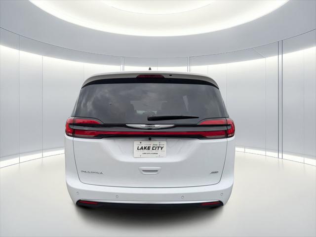 2026 Chrysler Pacifica Pinnacle AWD