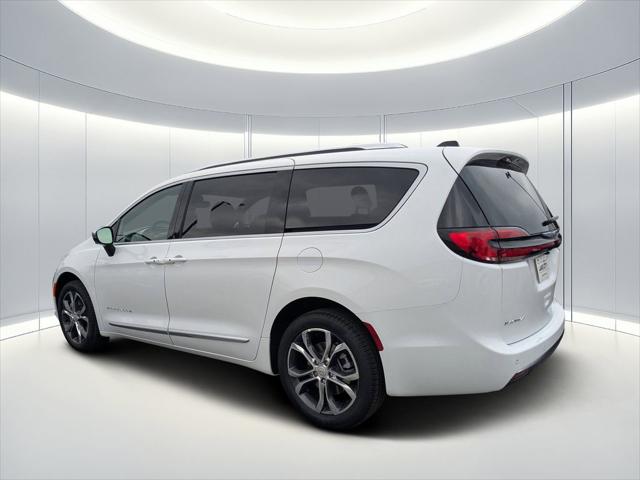 2026 Chrysler Pacifica Pinnacle AWD