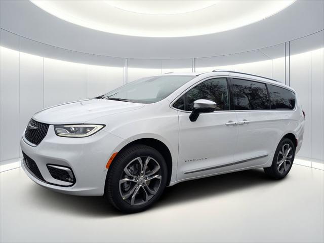 2026 Chrysler Pacifica Pinnacle AWD