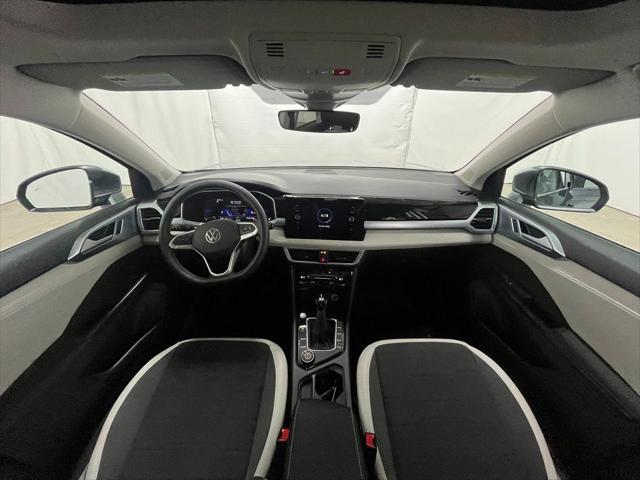 2026 Volkswagen Taos SE