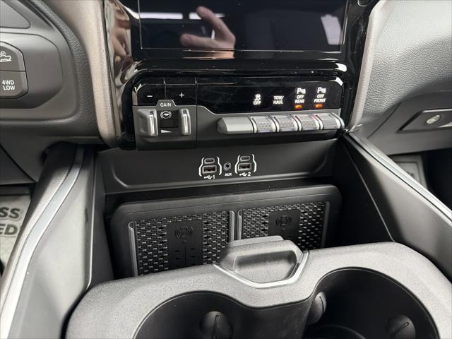 2026 Ram 2500 Big Horn Crew Cab 4x4 6'4" Box