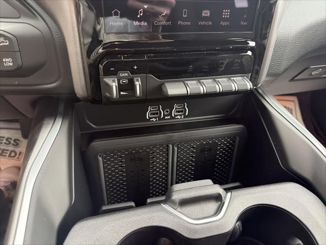 2026 Ram 2500 Big Horn Crew Cab 4x4 6'4" Box