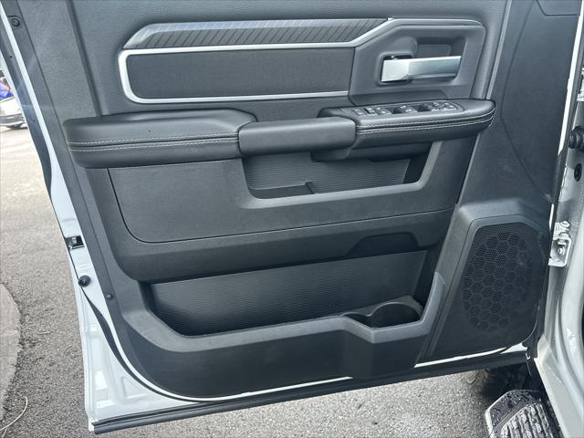 2026 Ram 3500 Big Horn Crew Cab 4x4 6'4" Box