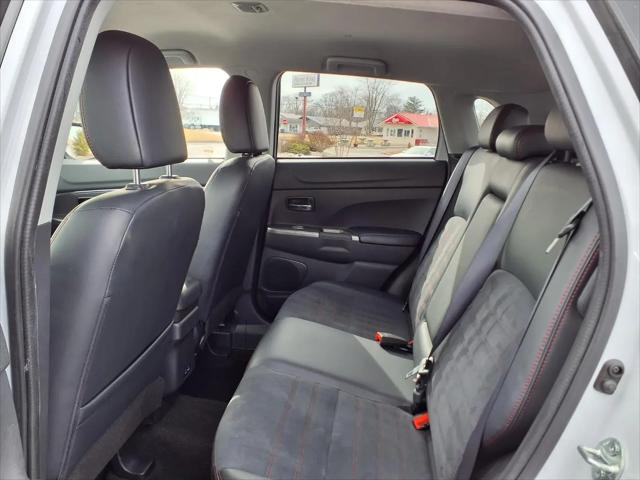 2024 Mitsubishi Outlander Sport S