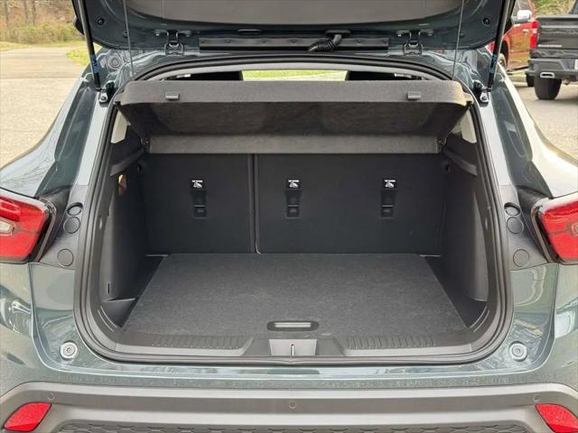 2026 Chevrolet Trax FWD LT