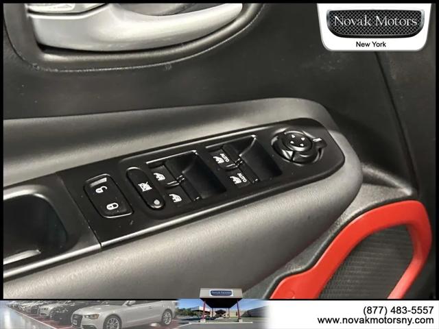 2023 Jeep Renegade Trailhawk 4x4
