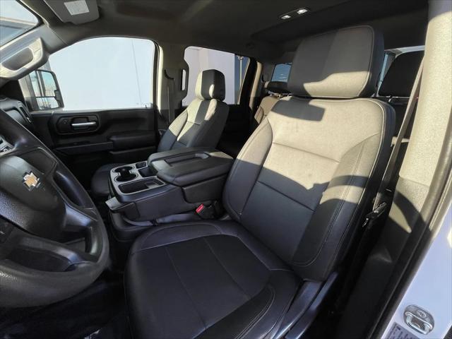 2022 Chevrolet Silverado 3500HD 4WD Crew Cab Long Bed WT