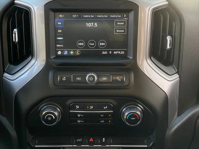 2022 Chevrolet Silverado 3500HD 4WD Crew Cab Long Bed WT