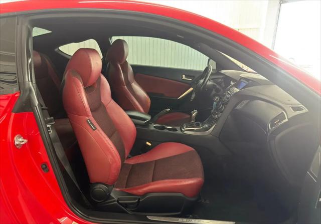 2013 Hyundai Genesis Coupe 2.0T R-Spec