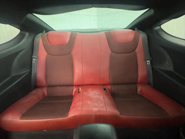 2013 Hyundai Genesis Coupe 2.0T R-Spec