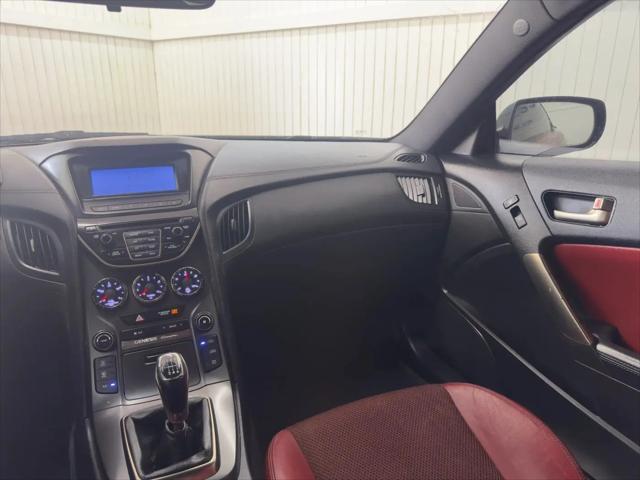 2013 Hyundai Genesis Coupe 2.0T R-Spec