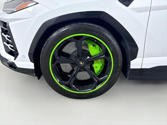2019 Lamborghini Urus AWD