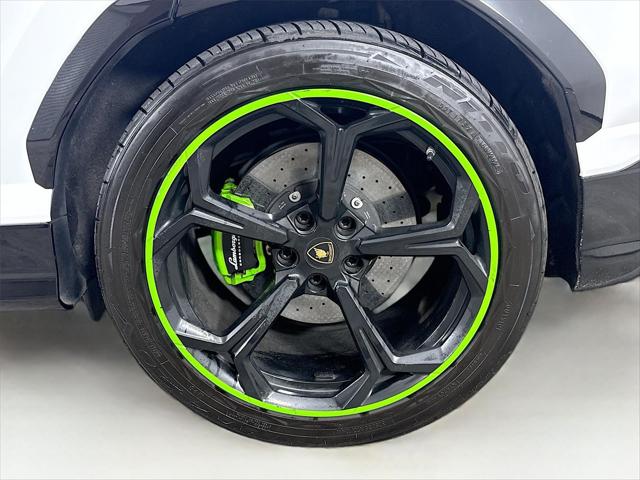 2019 Lamborghini Urus AWD
