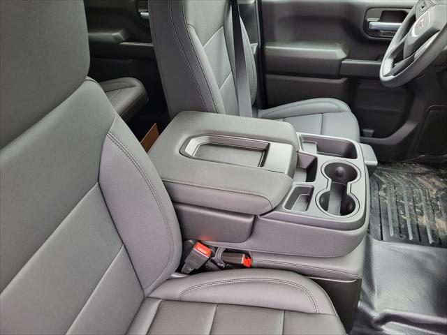 2026 GMC Sierra 2500HD Crew Cab, Long Bed, Pro, 4WD