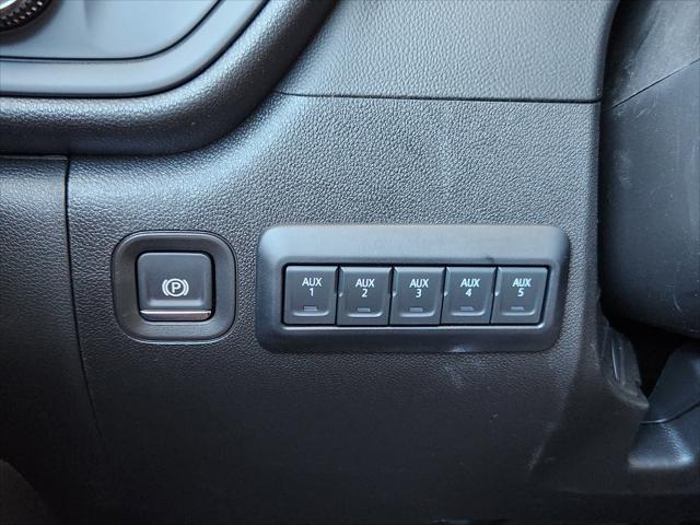 2026 GMC Sierra 2500HD Crew Cab, Long Bed, Pro, 4WD