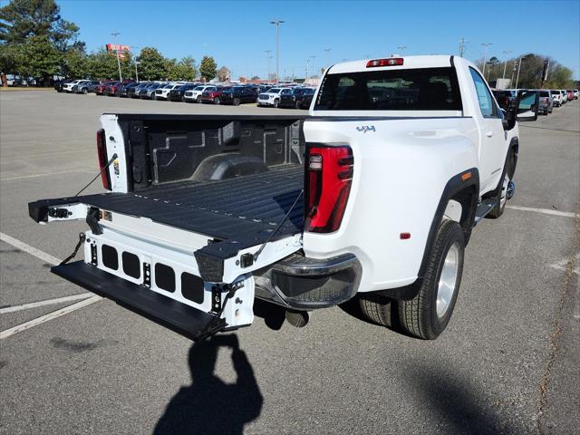 2026 GMC Sierra 3500HD Regular Cab, Long Bed, SLE Dual Rear Wheel, 4WD