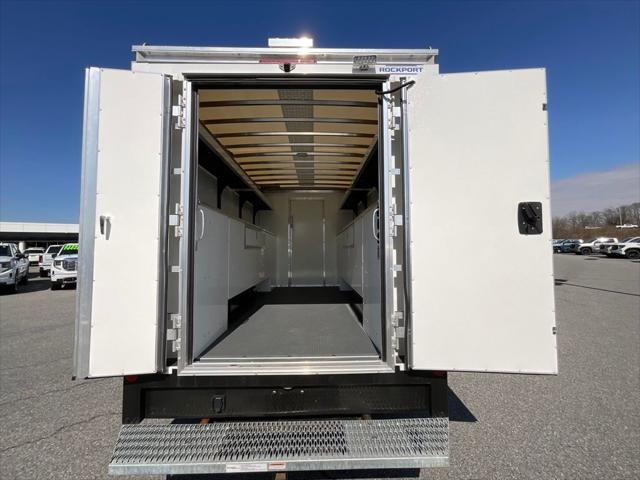 2026 GMC Savana Cutaway Work Van