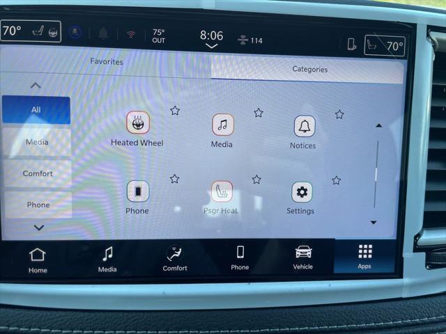 2026 Chrysler Pacifica Select
