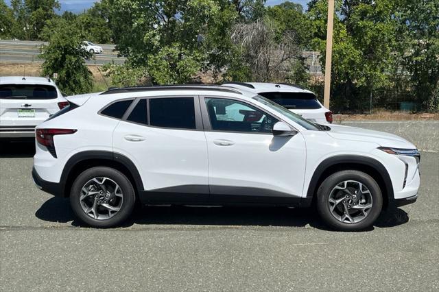 2026 Chevrolet Trax FWD LT